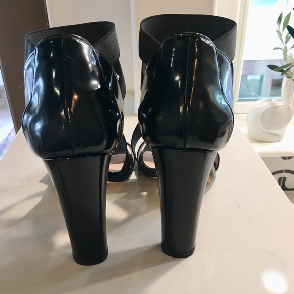 Stuart Weitzman Expel Black Elastic Patent 9.5 - Picture 3 of 6